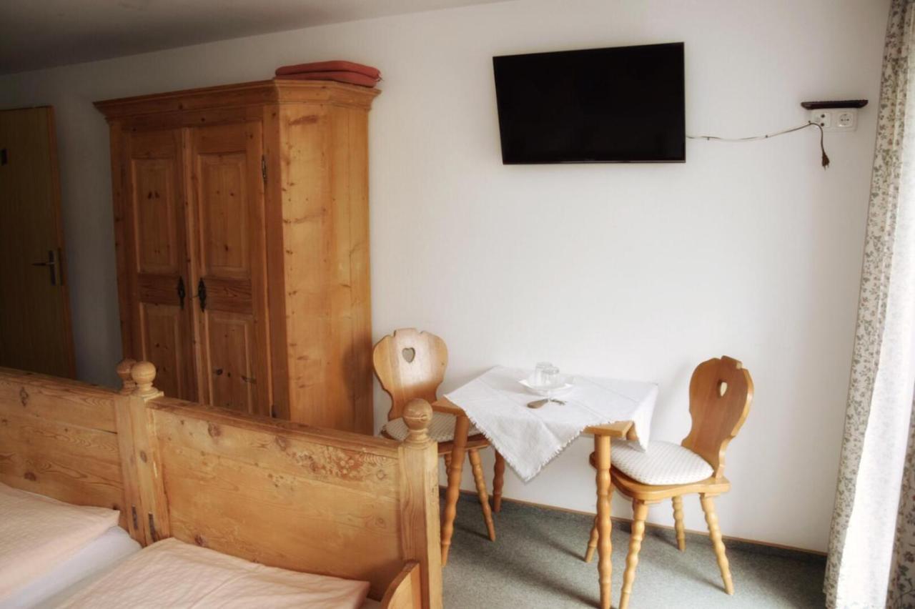 Bauernhof Kotz Bed & Breakfast Brunnen Exterior photo